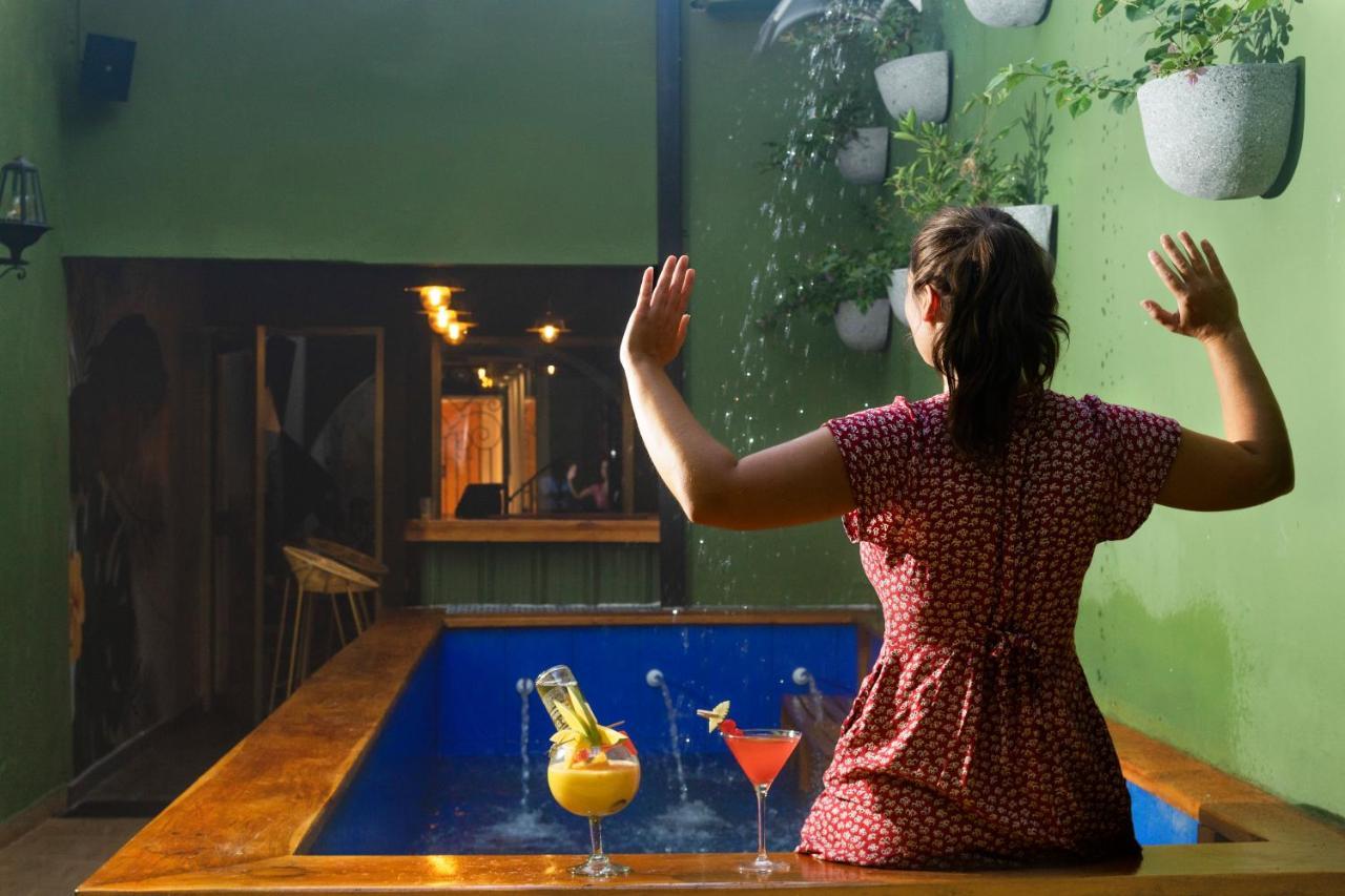 Seven Nights Hostel Cartagena Esterno foto